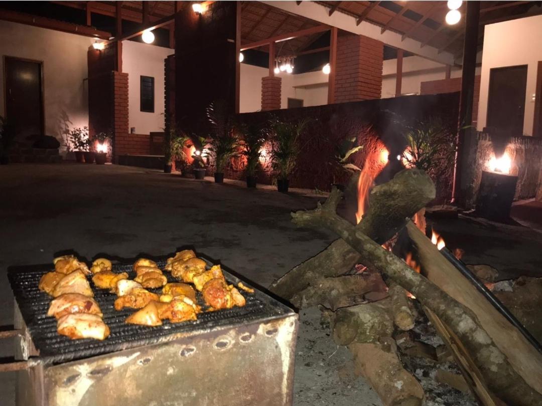 Coorg Happy Estate Stay มาดิเครี ภายนอก รูปภาพ
